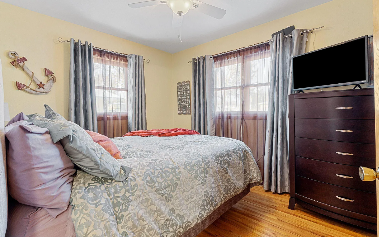 Property thumbnail image